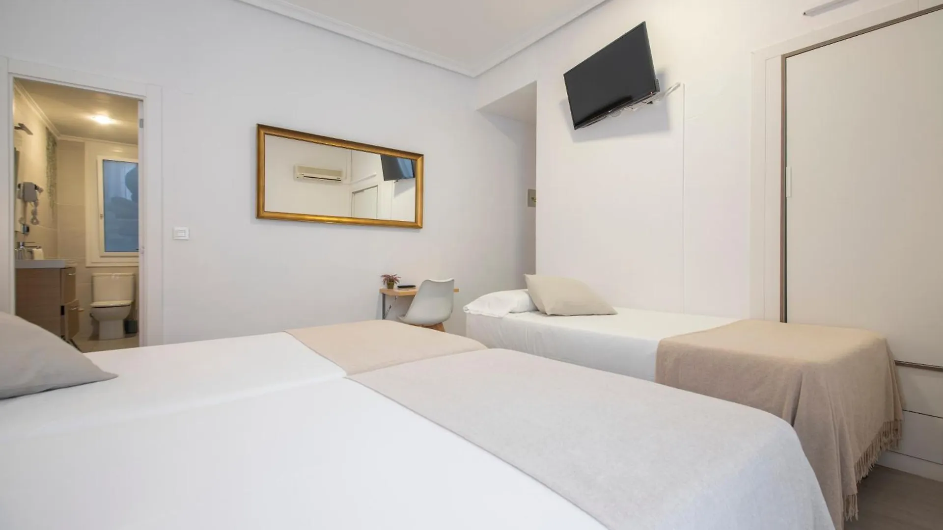 ** Konukevi Pension Donostiarra San Sebastián İspanya